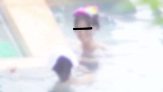 ガチ撮り投稿作品!!絶景温泉旅館!!秘境の露天風呂盗撮 Vol.02